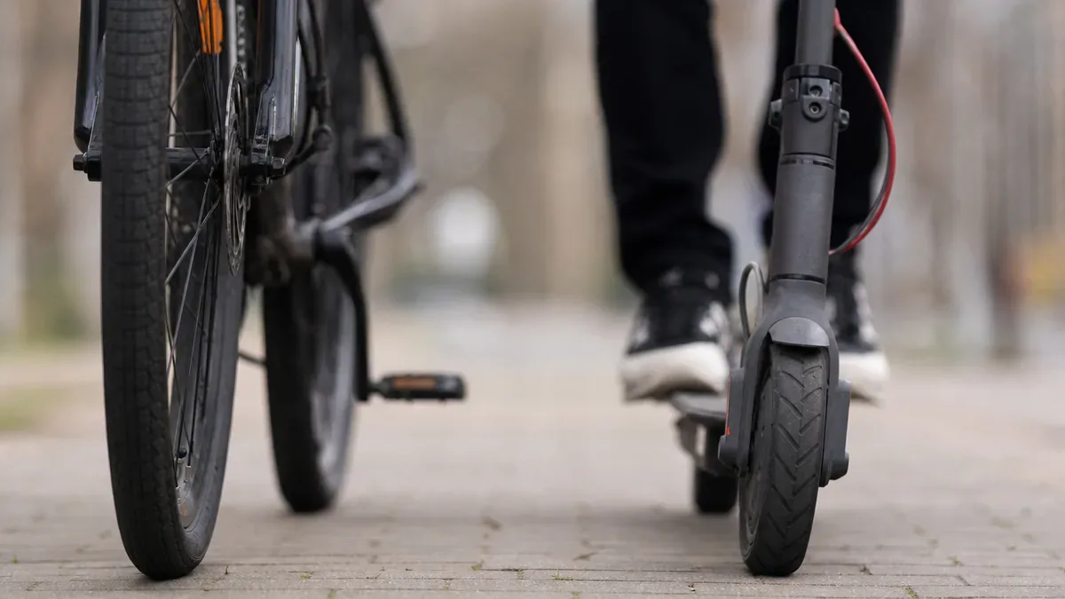 Kontrole rowerów i hulajnóg w Inowrocławiu. Co druga jazda była nieprawidłowa