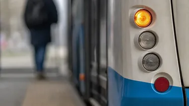 Nowy Przegląd Powiatu już dostępny. Drogi i transport na pierwszym planie