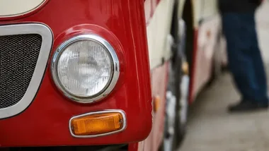 Zajezdnia, myjnia i autobusowe zagadki. Dzieci odwiedziły MPK