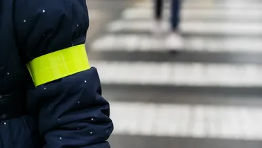 12 spotkań o bezpieczeństwie. Policjanci uczą dzieci zasad na drodze