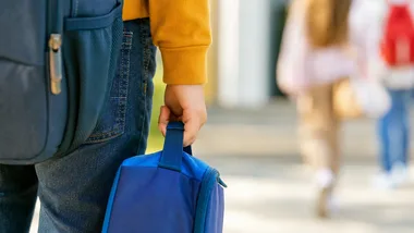 Plotki o zagrożeniach w szkołach. Zajęcia w powiecie odbywają się normalnie