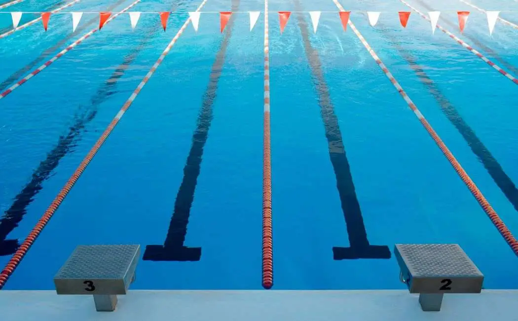 OSiR nieczynny, a przy Zespole Obiektów Sportowych nr 2 przy ul. Orłowskiej udostępniono miejsca parkingowe