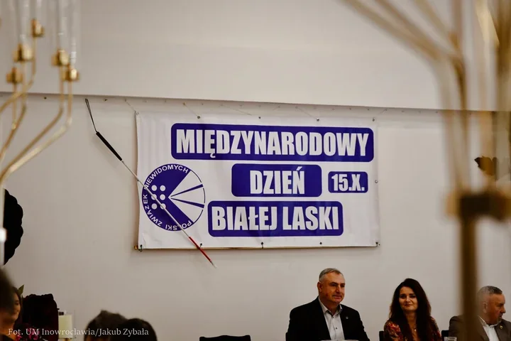 Dzień Białej Laski w Inowrocławiu. Rozmawiano o dostępności