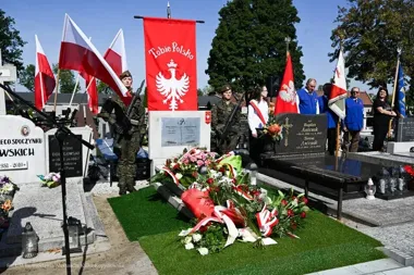 Grób Edmunda Małeckiego otrzymał znak pamięci „Tobie Polsko”