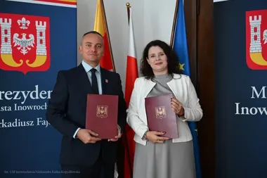 Prezydent Inowrocławia podpisał porozumienie z inspekcją pracy