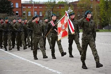 Musztra, defilada i piknik. 2. Pułk Inżynieryjny świętował z rozmachem
