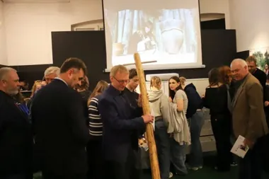 Sanie z Markowic trafiły do muzeum i odsłoniły dawny rytuał pożegnania